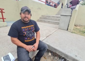 Ezequiel pasa Navidad en hospital porque su bebé recién nacido requirió atención por problemas respiratorios