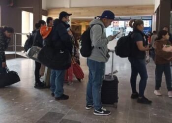 Aumenta afluencia en central de autobuses por fin de año