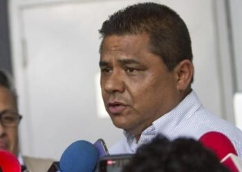 Padres de Debanhi exigen audiencia con AMLO por falta de avances