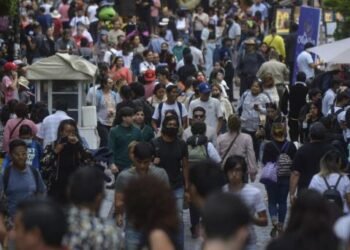 Contagios por sexta ola de Covid superan ya la quinta
