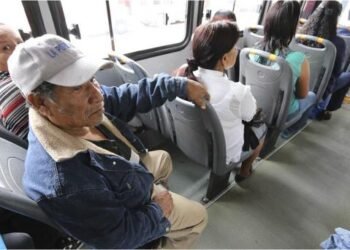 Presenta PRI iniciativa para garantizar movilidad a personas mayores