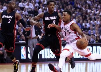 Foro Deportes: Los Raptors de Toronto hacen historia