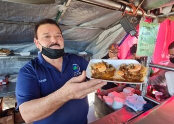 Hermosillo: Don Sergio e pone el toque en cada taco