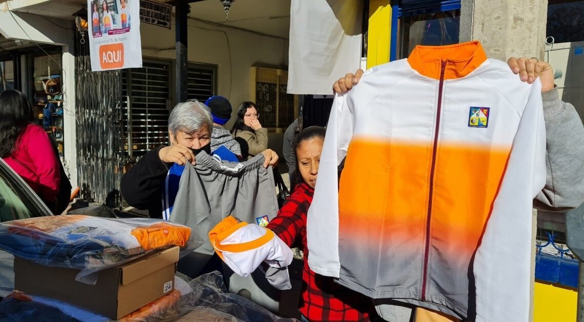 Alumnos de preescolar en Hermosillo recibirán uniforme escolar deportivo el próximo lunes: SEC Alumnos de preescolar en Hermosillo recibirán uniforme escolar deportivo el próximo lunes: SEC