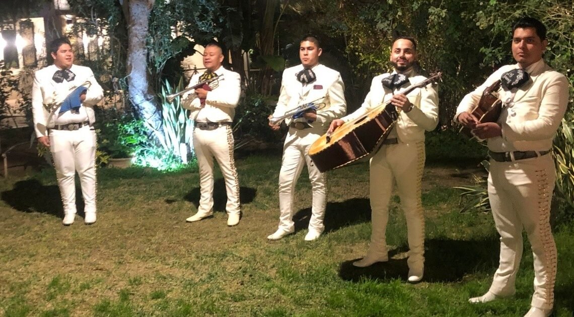 Mariachis están más vigentes que nunca Mariachis están más vigentes que nunca