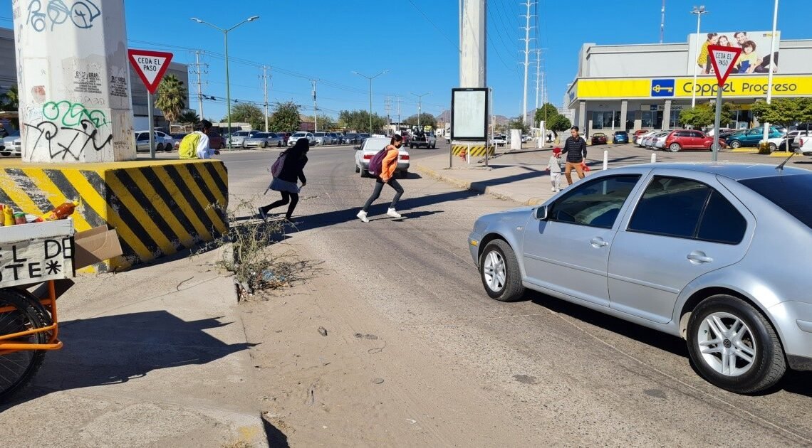 Hermosillo: Es Progreso y Solidaridad, un crucero “de la muerte” Hermosillo: Es Progreso y Solidaridad, un crucero “de la muerte”