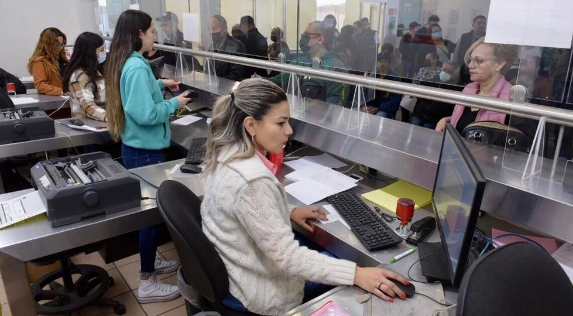 Instalan 21 cajeros para pago de predial en Hermosillo Instalan 21 cajeros para pago de predial en Hermosillo