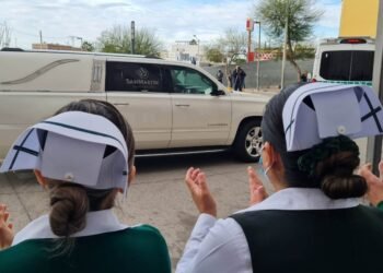 VIDEO: Dan el último adiós en Isssteson e IMSS a Francisco Raúl Pacheco
