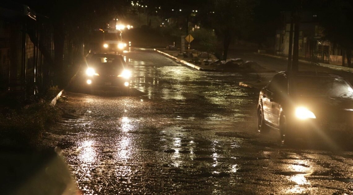 Sin incidentes durante la lluvia de madrugada en Hermosillo