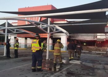 Se incendia supermercado en el Centro de Hermosillo