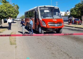 Accidente en Hermosillo: Muere mujer al bajar de camión en la colonia Villa Bonita