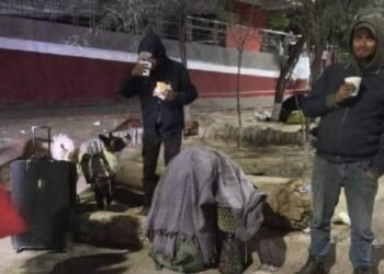 Dan refugio en albergues a 43 personas por bajas temperaturas