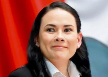 Exigen a INE investigar procedencia de promocionales de Alejandra del Moral