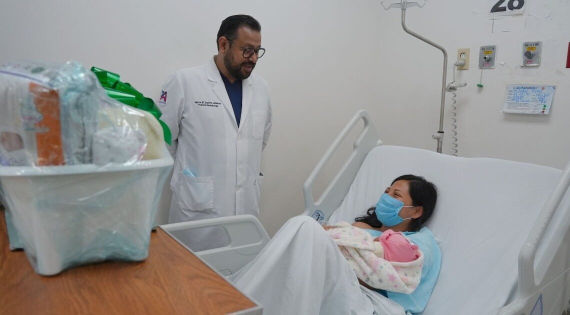 Hannah Samara Niña Año Nuevo 2023 nacida en el Himes