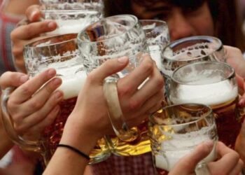 Pese a inflación mantienen mexicanos consumo de bebidas alcohólicas