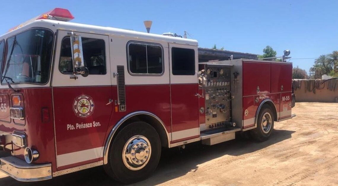 Hermosillo: Bomberos atienden incendio en predio abandonado en la madrugada Hermosillo: Bomberos atienden incendio en predio abandonado en la madrugada