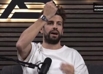 Fans de Shakira atacan a Piqué con patrocinio de casio