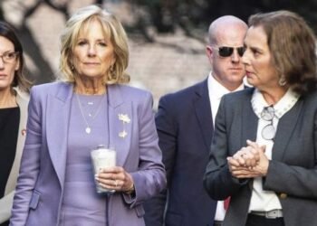 Jill Biden y Beatriz Gutiérrez dan discurso contra racismo y clasismo