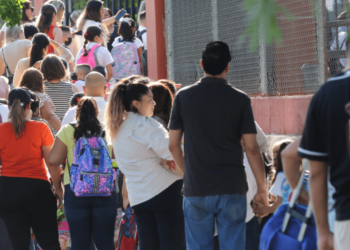 Autoridades reportan un regreso a clases tranquilo