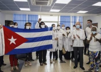 Llegarán más doctores cubanos a México el próximo 27 de agosto
