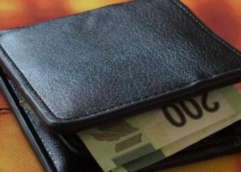 Hermosillo: Amenaza a su hermana por dinero; saca cuchillo delante de sus hijos
