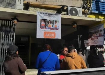 Entrega de uniformes por orden alfabético trae mejores resultados