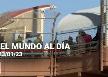 #ElMundoAlDía | 23/01/23: Miles de migrantes expulsados de Estados Unidos llegan a México