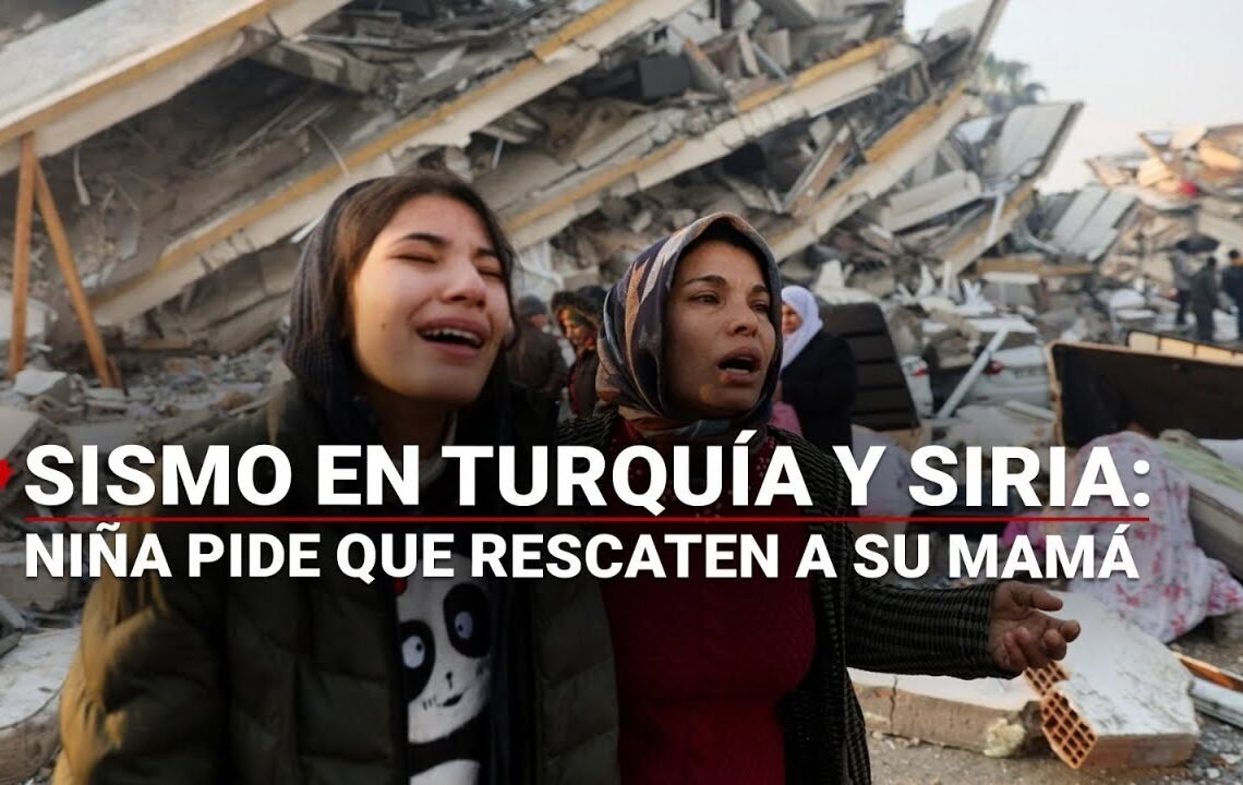 Niña suplica a los SOLDADOS que rescaten a  su mamá tras SISMO en Turquía | DESGARRRADOR