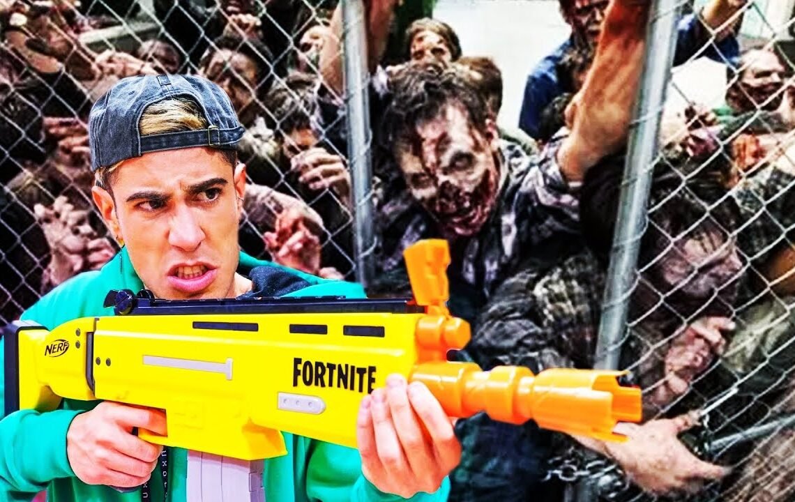 ALEJO IGOA ATACA A LOS ZOMBIES DEL APOCALIPSIS