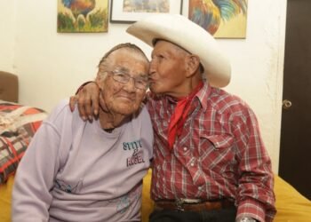Don Pancho se decide y le pide matrimonio al amor de su vida ¡Después de 40 años juntos!