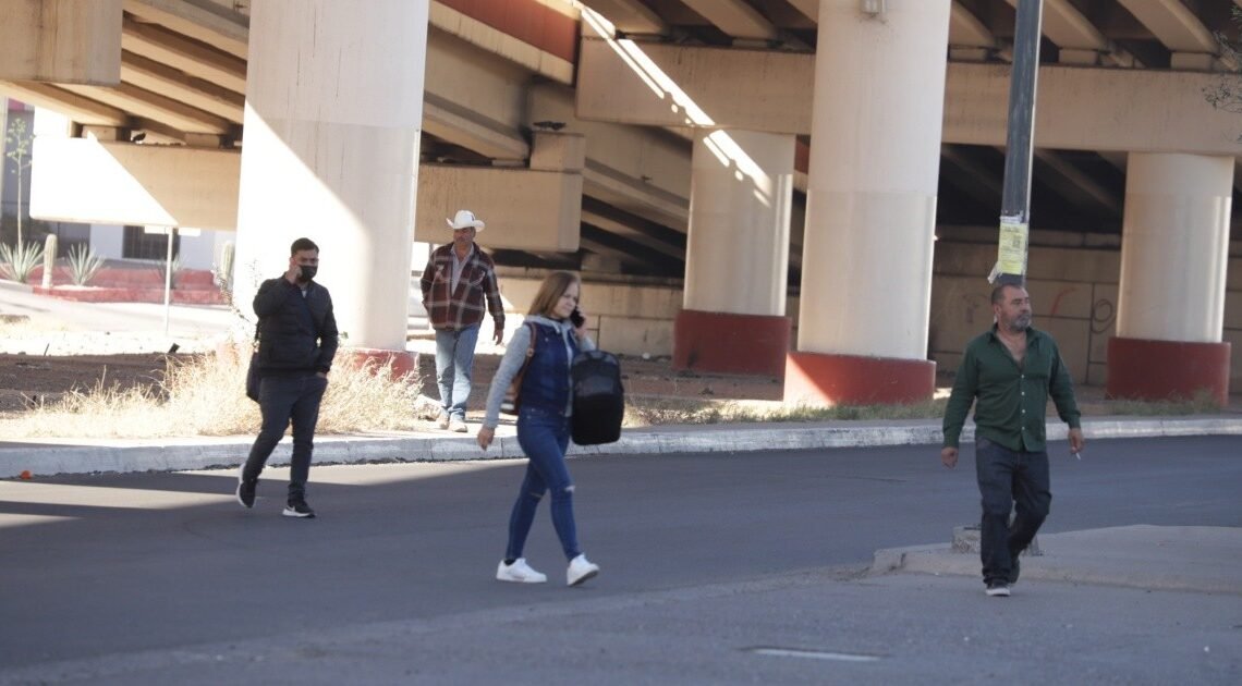 Hermosillo: Sufren los peatones por crucero peligroso del Luis Encinas y Solidaridad