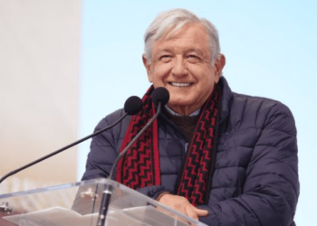 “Ya estoy muy veterano”, responde AMLO a petición de gobernar otro sexenio