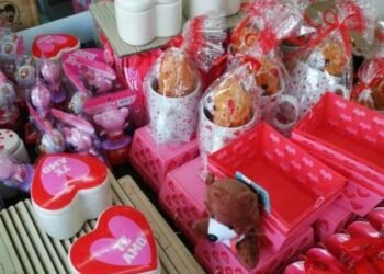 Comerciantes de Hermosillo listos para el 14 de febrero