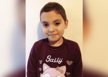 La pequeña Kendra pelea contra el cáncer a sus 6 años