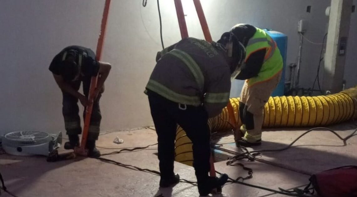 Hermosillo: Rescatan a pintores de cisterna Hermosillo: Rescatan a pintores de cisterna