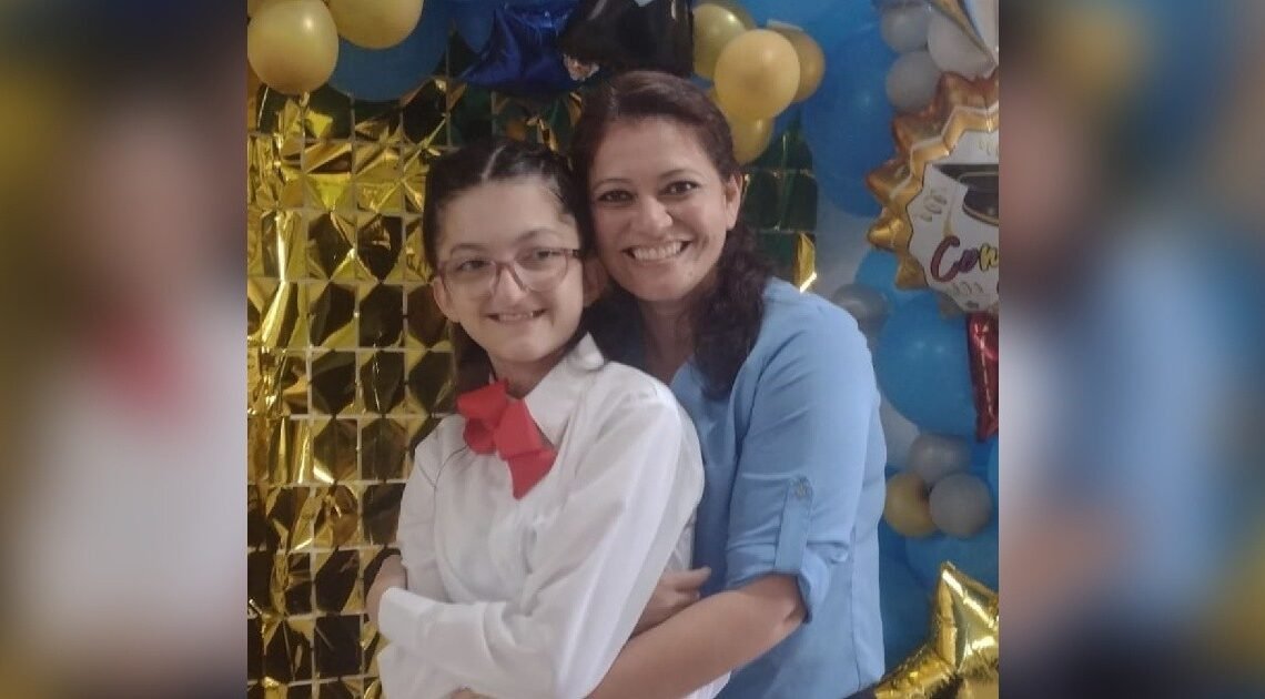 Piden apoyo para que Marcela Alejandra, adolescente con hidrocefálea, pueda realizarse cirugía