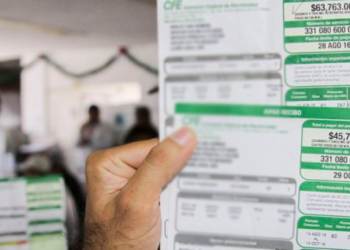 Detienen a extorsionadores que fingían ser trabajadores de la CFE