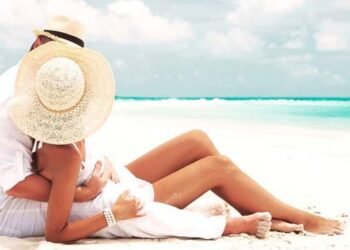 Mexicanos gastan hasta 16 mil pesos en promedio para viajes en pareja