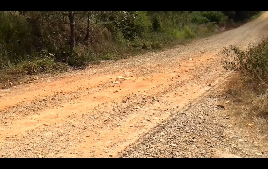 Vecinos de Calle Aeropuerto en Pérez Zeledón preocupados por estado de la calle