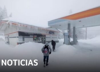 Las noticias de la mañana, jueves 2 de marzo de 2023 | Noticias Telemundo