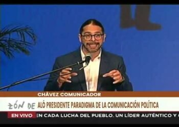 Foro “Chávez Comunicador: Aló Presidente como paradigma de Comunicación Política” en Teatro Bolívar