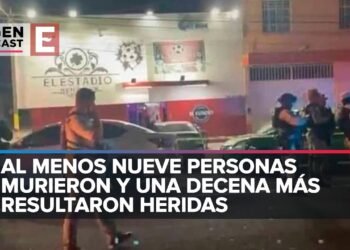 Grupo armado ejecuta a 9 en bar; hay 10 heridos