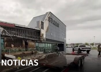 Las noticias de la mañana, viernes 17 de marzo de 2023 | Noticias Telemundo