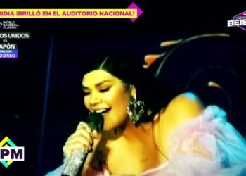 Yuridia deja los escándalos de lado y triunfa en el Auditorio Nacional | De Primera Mano