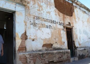 Necesitan reparar casas en el Centro de Hermosillo pero no consiguen permiso de INAH