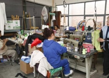 Empresas de Hermosillo implementan estrategias para evitar recortes de personal