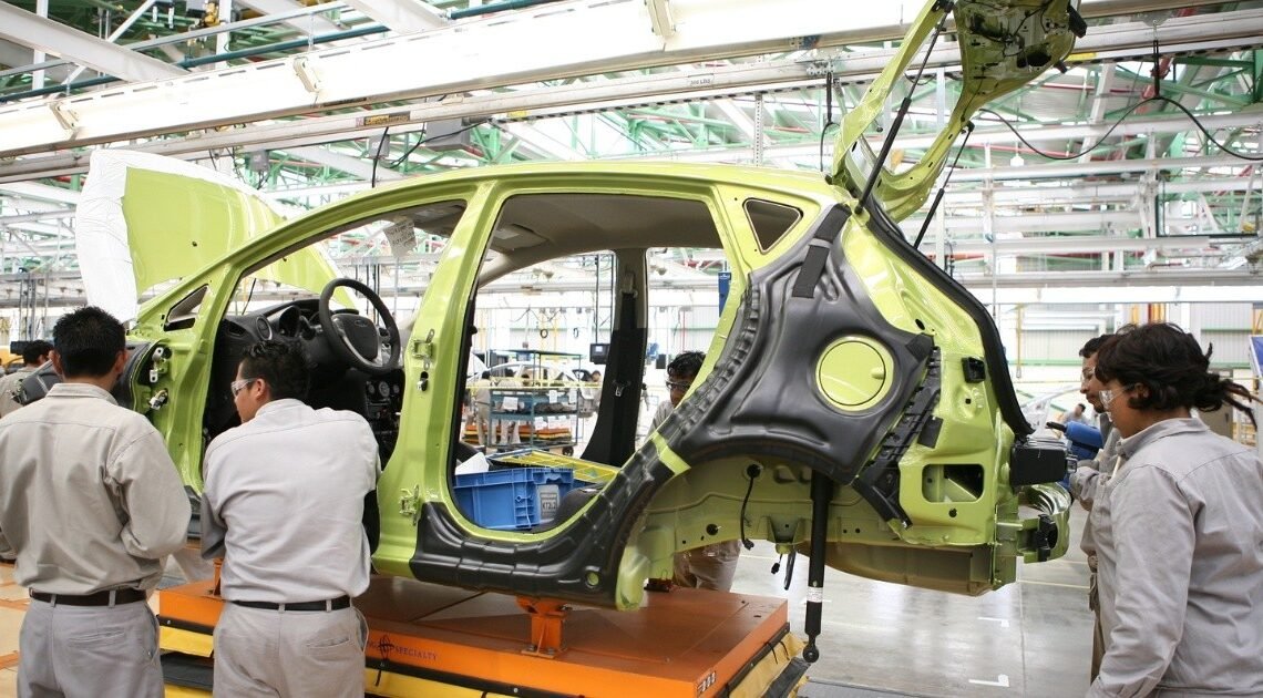 Ofertan 400 vacantes el sector automotriz en Hermosillo
