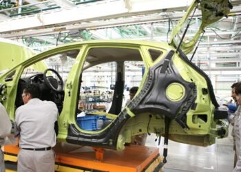Ofertan 400 vacantes el sector automotriz en Hermosillo