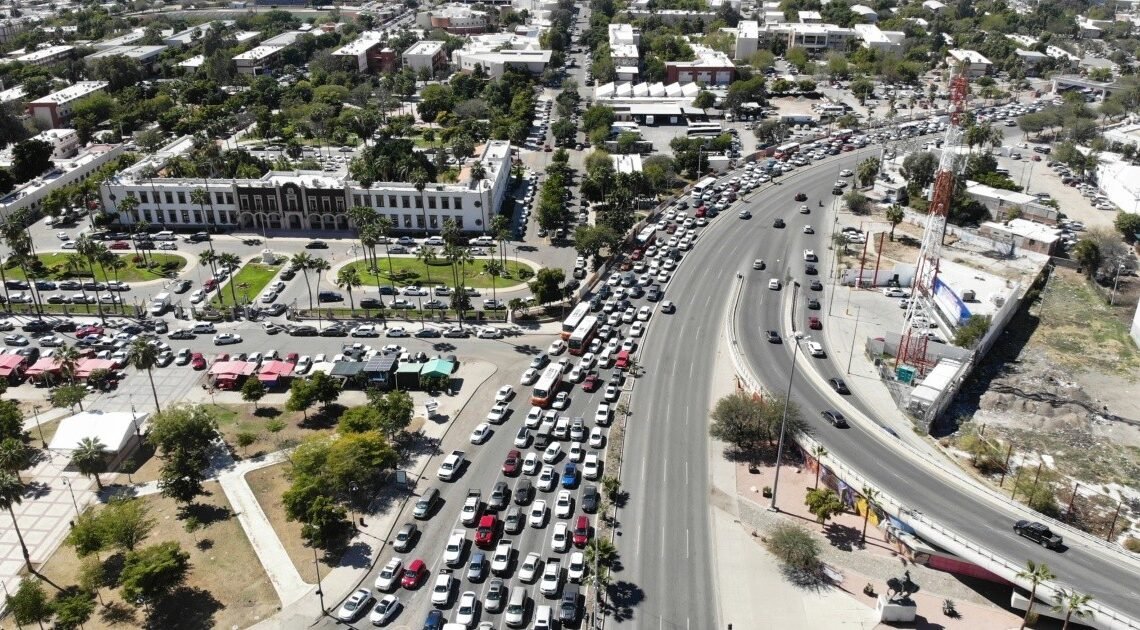 Obras simultáneas en calles de Hermosillo afectan a conductores