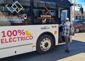 Ponen a prueba camión eléctrico en Hermosillo
